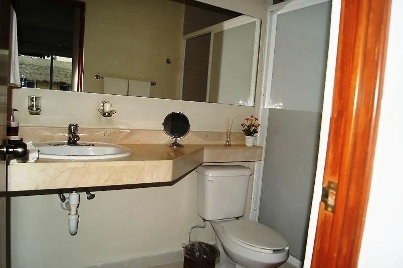 De Mar Hotel Playa del Carmen 2*,